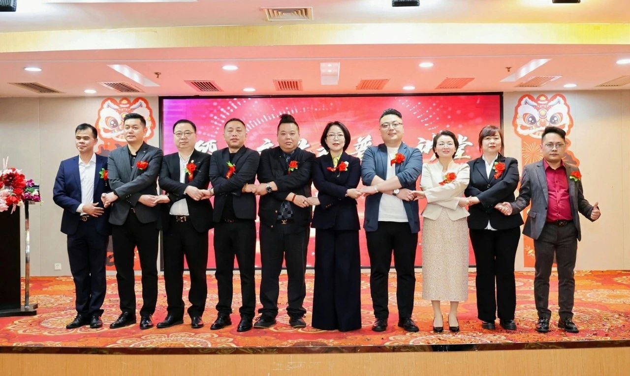 “健康硒养·乐享生活”硒养文化科普大讲堂（柳州）启动仪式暨《硒望之光》读者见面会举行——共绘健康中国新蓝图，富硒产业助力乡村振兴